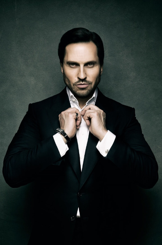 Артур Пирожков Артур Пирожков