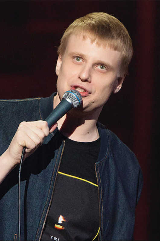 Слава Комиссаренко Слава Комиссаренко