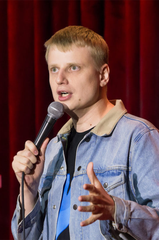 Слава Комиссаренко Слава Комиссаренко