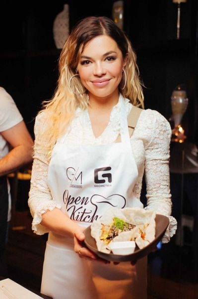 Карина Зверева Карина Зверева