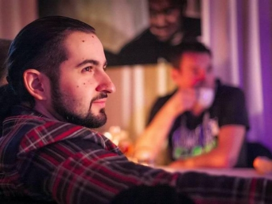 Эдвард Хачарян Эдвард Хачарян