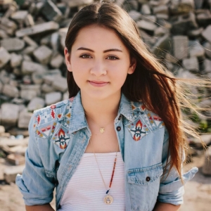 JASMINE THOMPSON