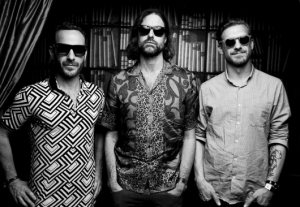 MIIKE SNOW