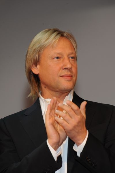 Дмитрий Харатьян Дмитрий Харатьян