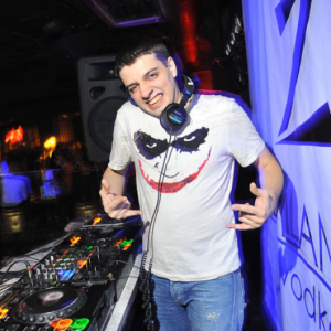 DJ Vartan