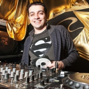 DJ Vartan