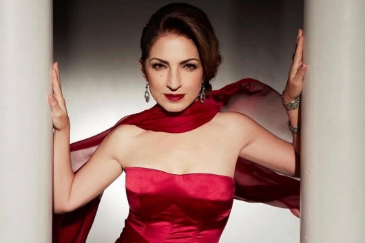 Gloria Estefan Gloria Estefan