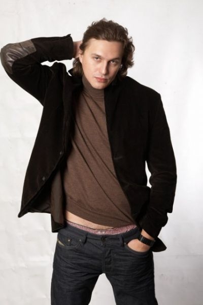 Виктор Набутов