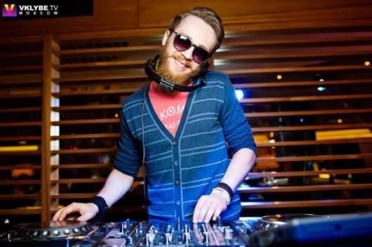 DJ Alex Chester DJ Alex Chester