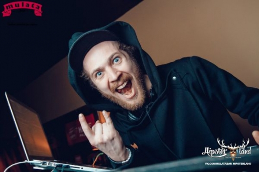 DJ Alex Chester DJ Alex Chester