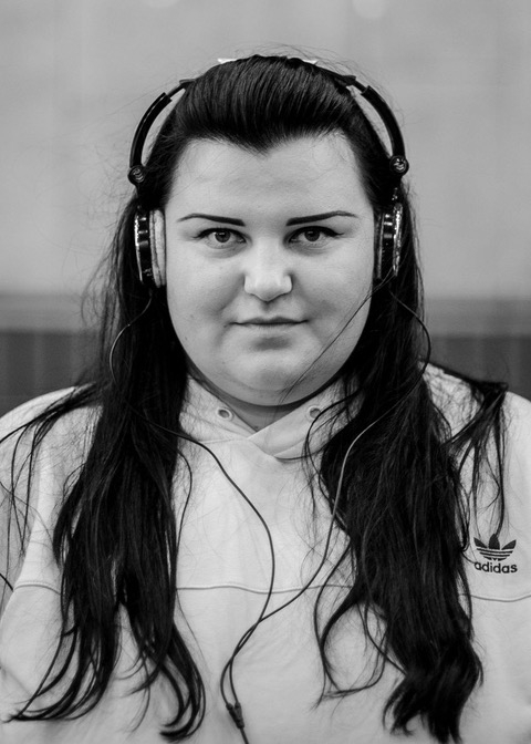 Alyona Alyona Alyona Alyona