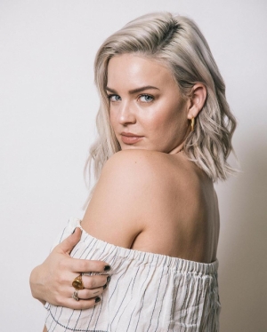 ANNE-MARIE
