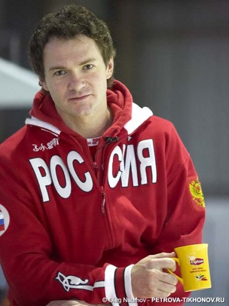 Алексей Тихонов