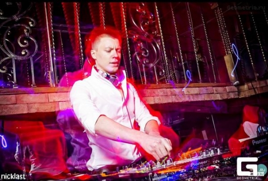 DJ Squeeze DJ Squeeze