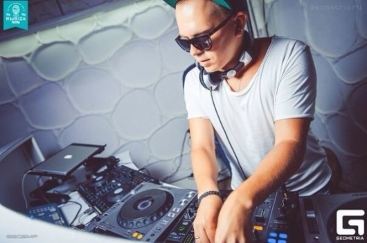 DJ Alex Menco DJ Alex Menco