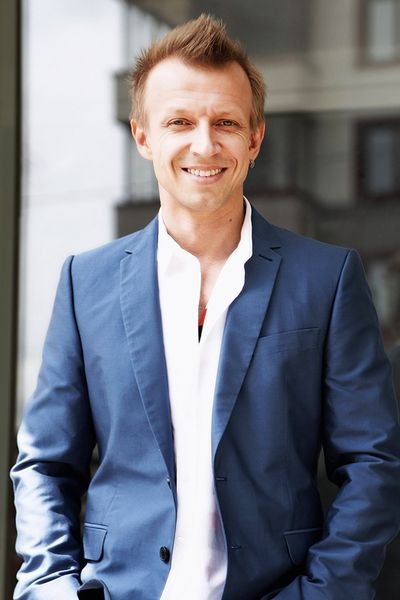 Антон Комолов Антон Комолов