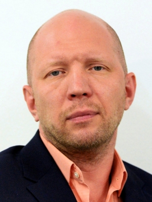 Анатолий Кузичев