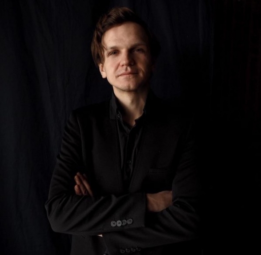 Дмитрий Ларин Дмитрий Ларин