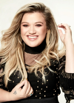 KELLY CLARKSON