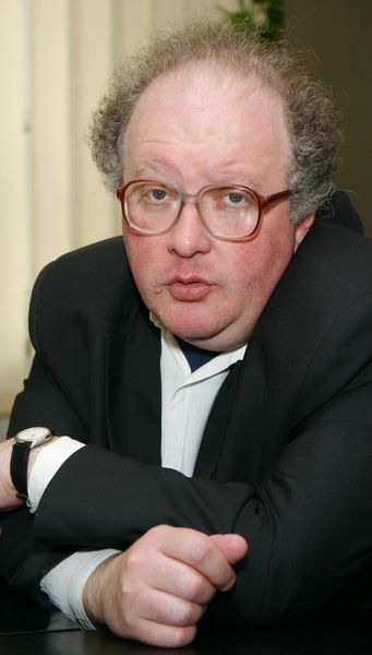 Павел Любимцев