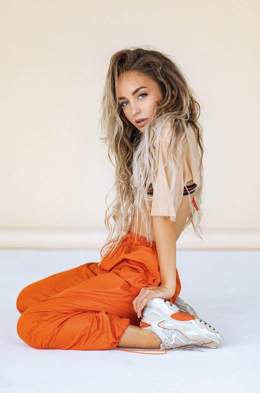 Мари Краймбрери Мари Краймбрери