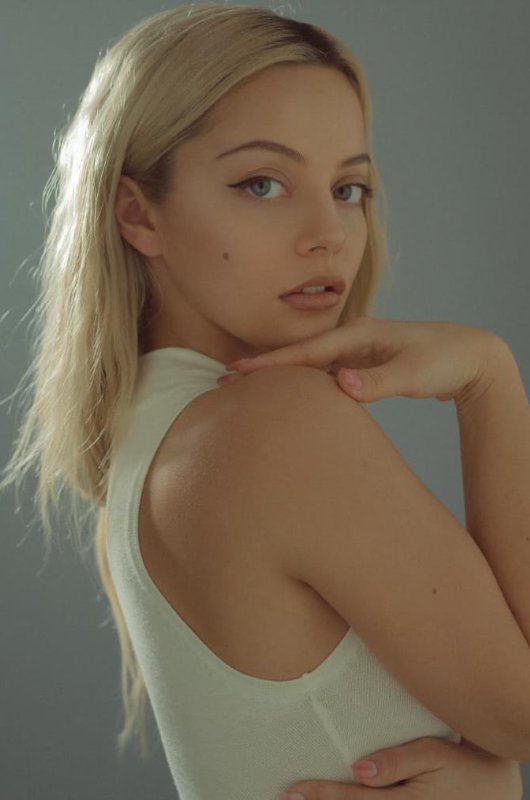 KATERINA / Катя Кищук KATERINA / Катя Кищук