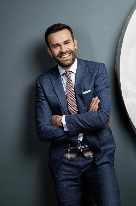 Дмитрий Кохно