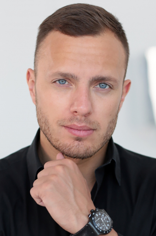 Тимур Соловьев Тимур Соловьев