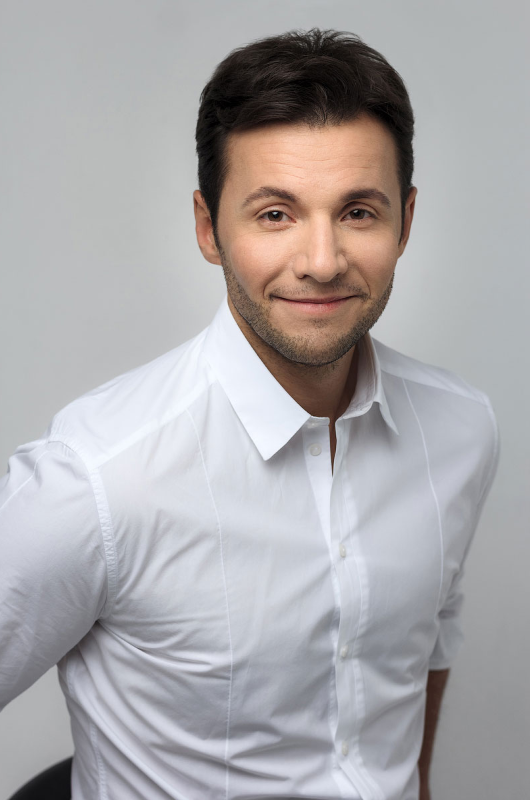 Вячеслав Манучаров Вячеслав Манучаров