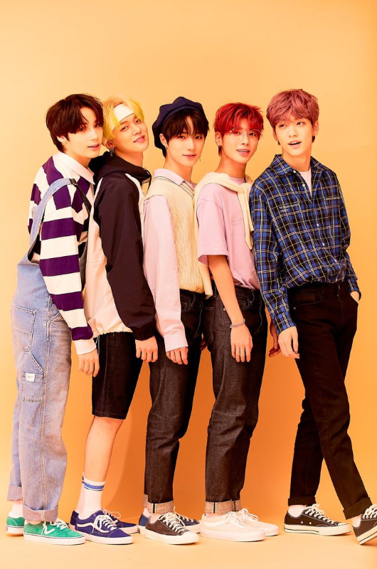 TXT (Tomorrow X Together) TXT (Tomorrow X Together)