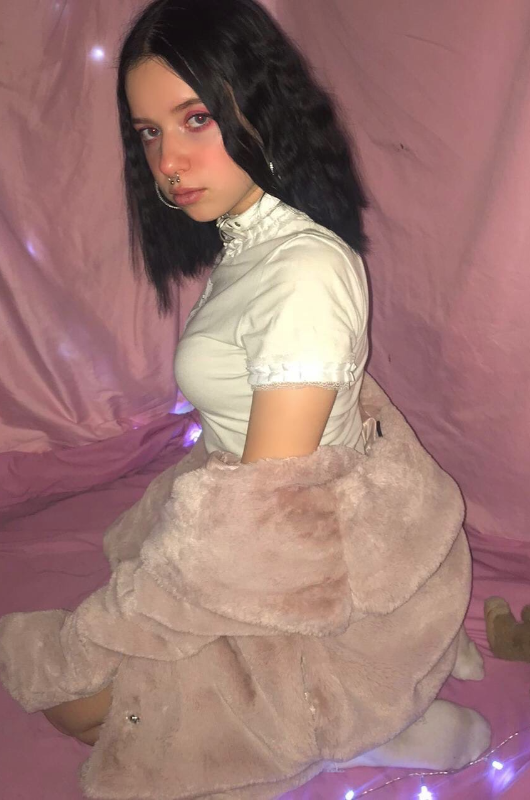 Лялька Лялька