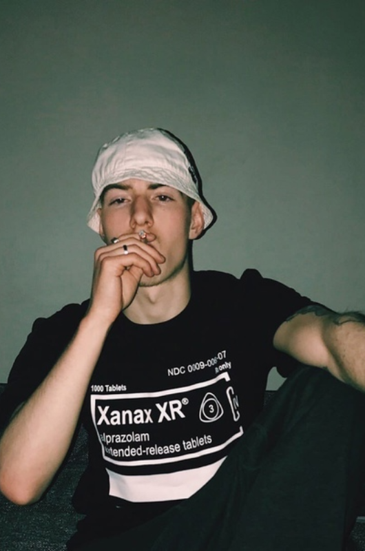 FRIENDLY THUG  FRIENDLY THUG