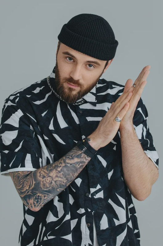 TONI | Тони  TONI | Тони