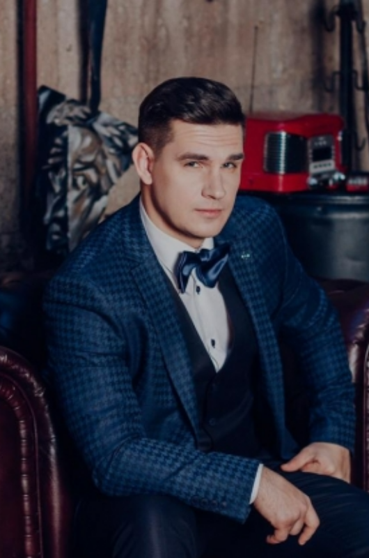 Антон Афанасьев Антон Афанасьев