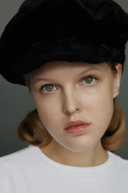 Стася Толстая Стася Толстая