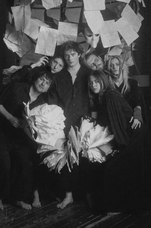 Группа «Бонд с кнопкой» Группа «Бонд с кнопкой»