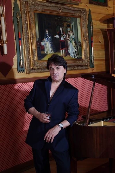 Александр Серов Александр Серов