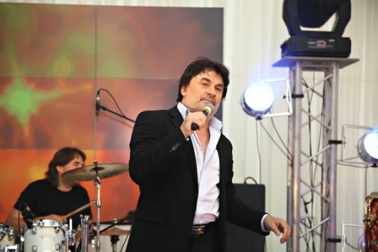 Александр Серов Александр Серов