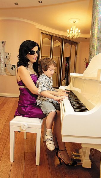 Диана Гурцкая Диана Гурцкая