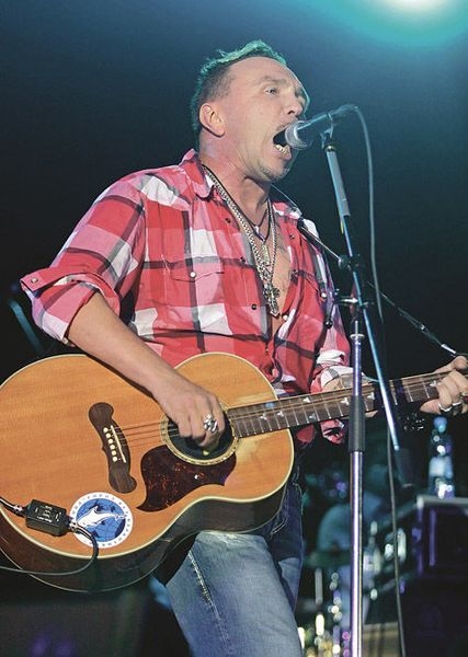 Гарик Сукачёв Гарик Сукачёв