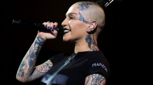 Наргиз Закирова Наргиз Закирова