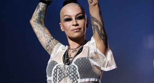 Наргиз Закирова Наргиз Закирова