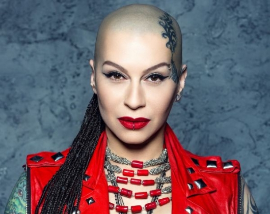 Наргиз Закирова Наргиз Закирова