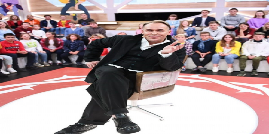 Максим Аверин и Ольга Любимова ответят на «101 вопрос взрослому»