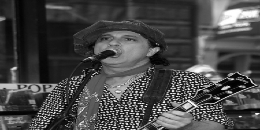 Умер гитарист New York Dolls Сильвен Сильвен