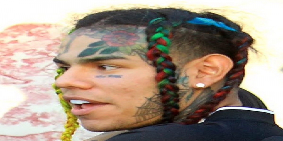 Tekashi69 сравнивают с Джокером в трейлере документального сериала о нем (Видео)
