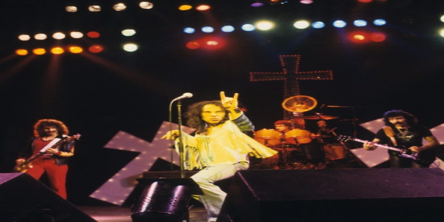 Пасынок Джеффа Николса показал демо-версию песни Black Sabbath «Heaven and Hell» (Видео)