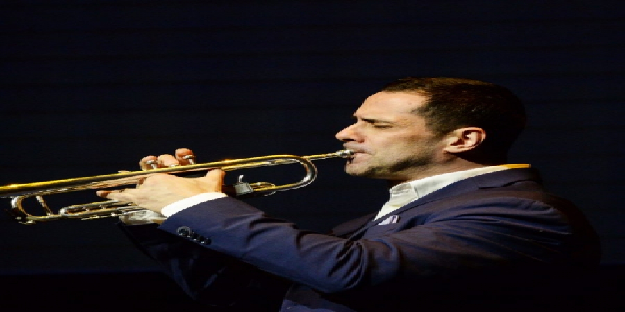 На Александра Дитковского напали