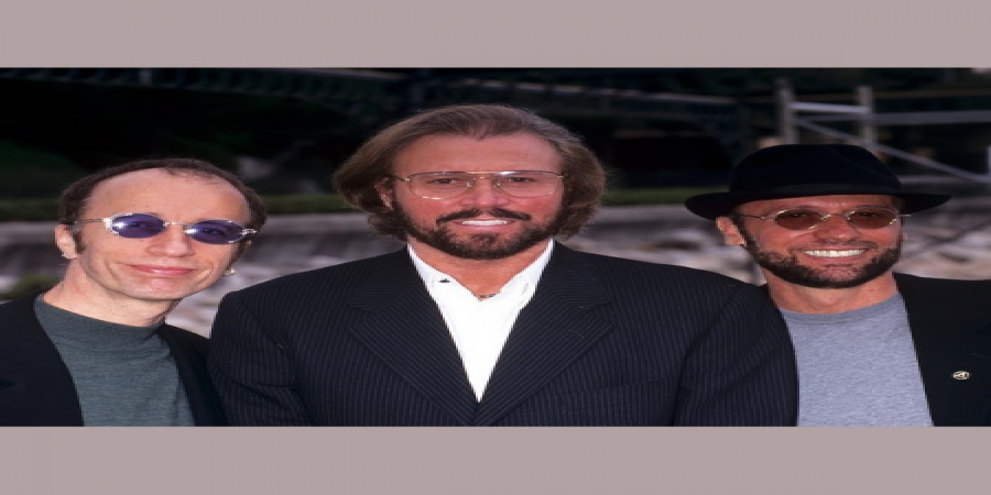 Кеннет Брана снимет фильм про Bee Gees