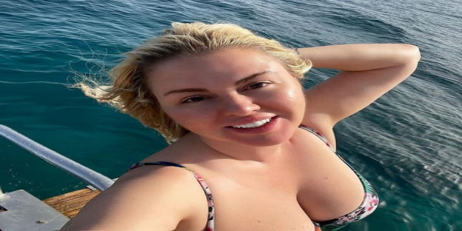 Анна Семенович похвасталась антителами на курорте